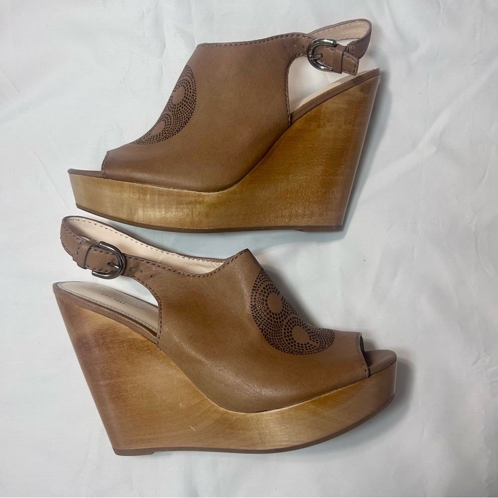 Coach Jade Beige Leather Wedge Sandals.8